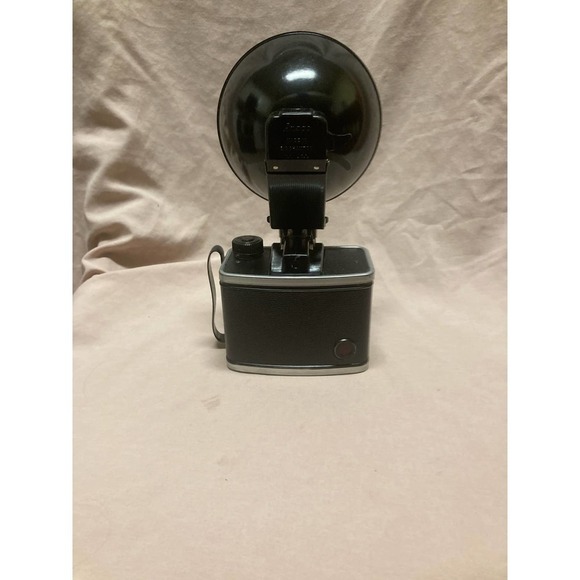 Vintage Ansco Ready Flash 620 Film Camera w/ Side Strap Not Tested - Picture 2 of 2